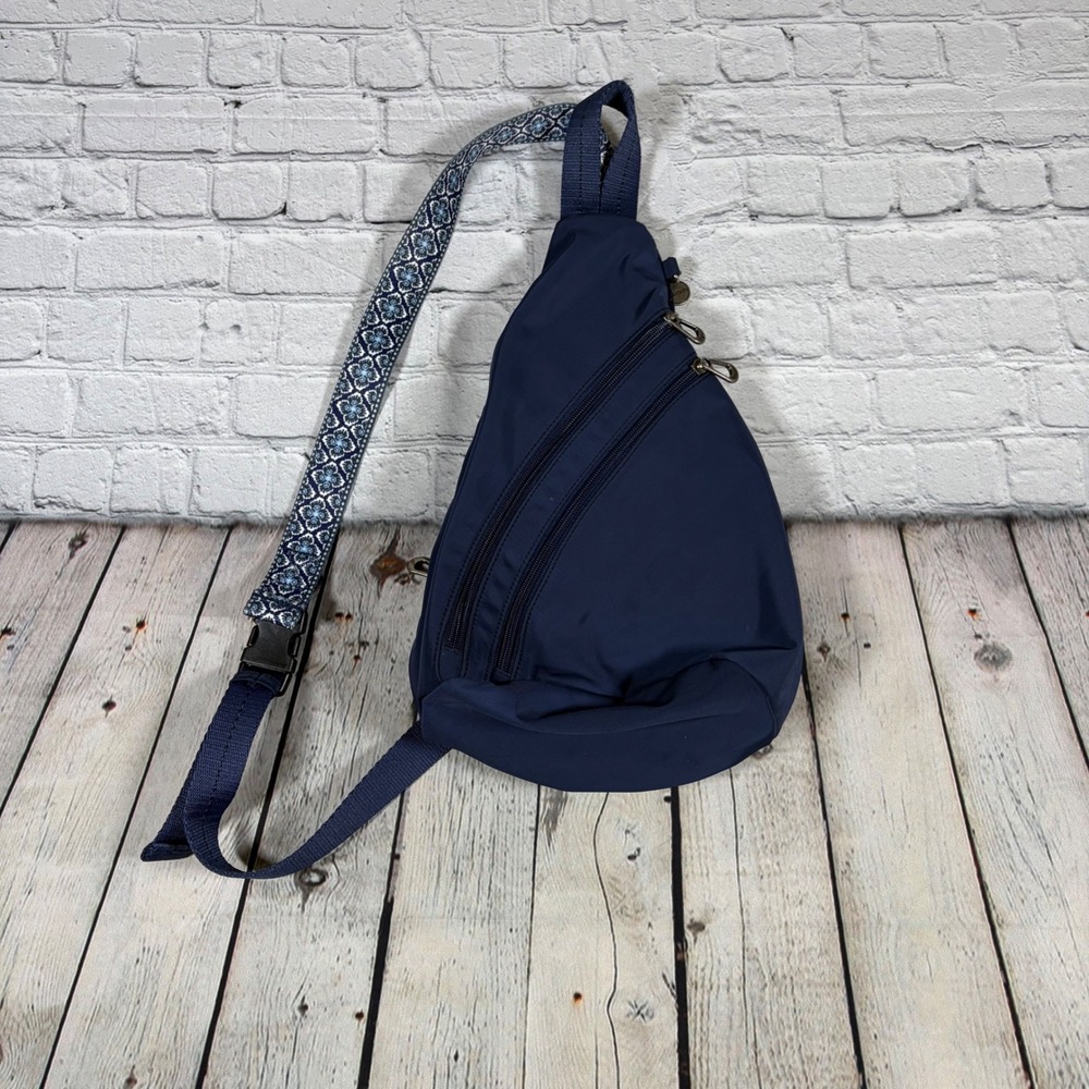 Sakroots Navy Blue Nylon On The Go Sling Backpack Crossbody Bag Floral Strap